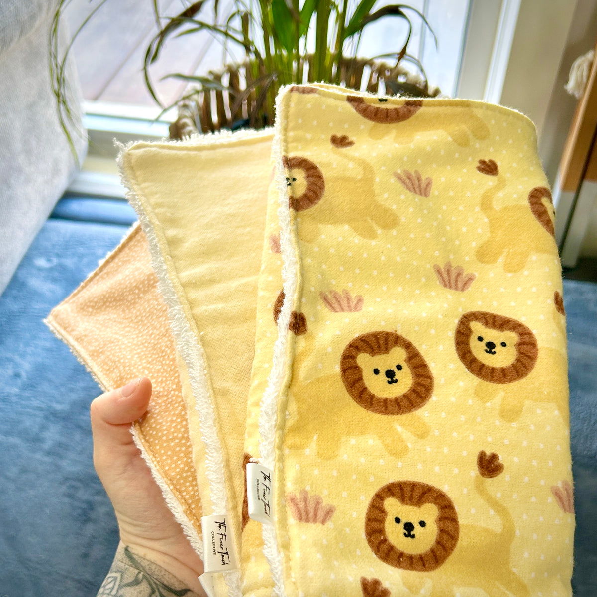 Lenny The Lion - Cotton Towelling Burp cloths