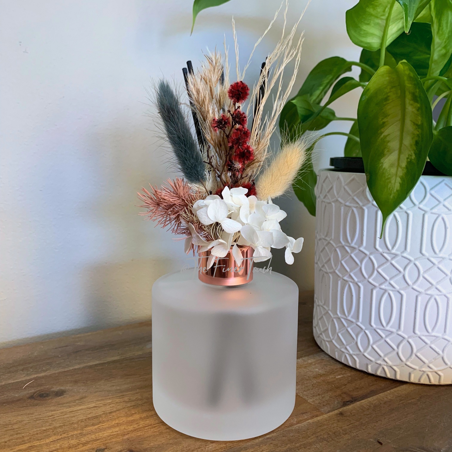 Dried Floral - Frosted Glass Reed Diffusers